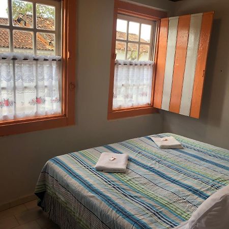 Hospedagem Fatima Hotel Pirenopolis Bagian luar foto