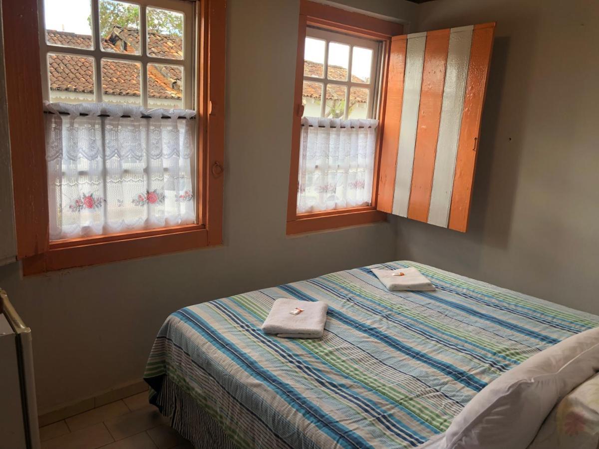 Hospedagem Fatima Hotel Pirenopolis Bagian luar foto
